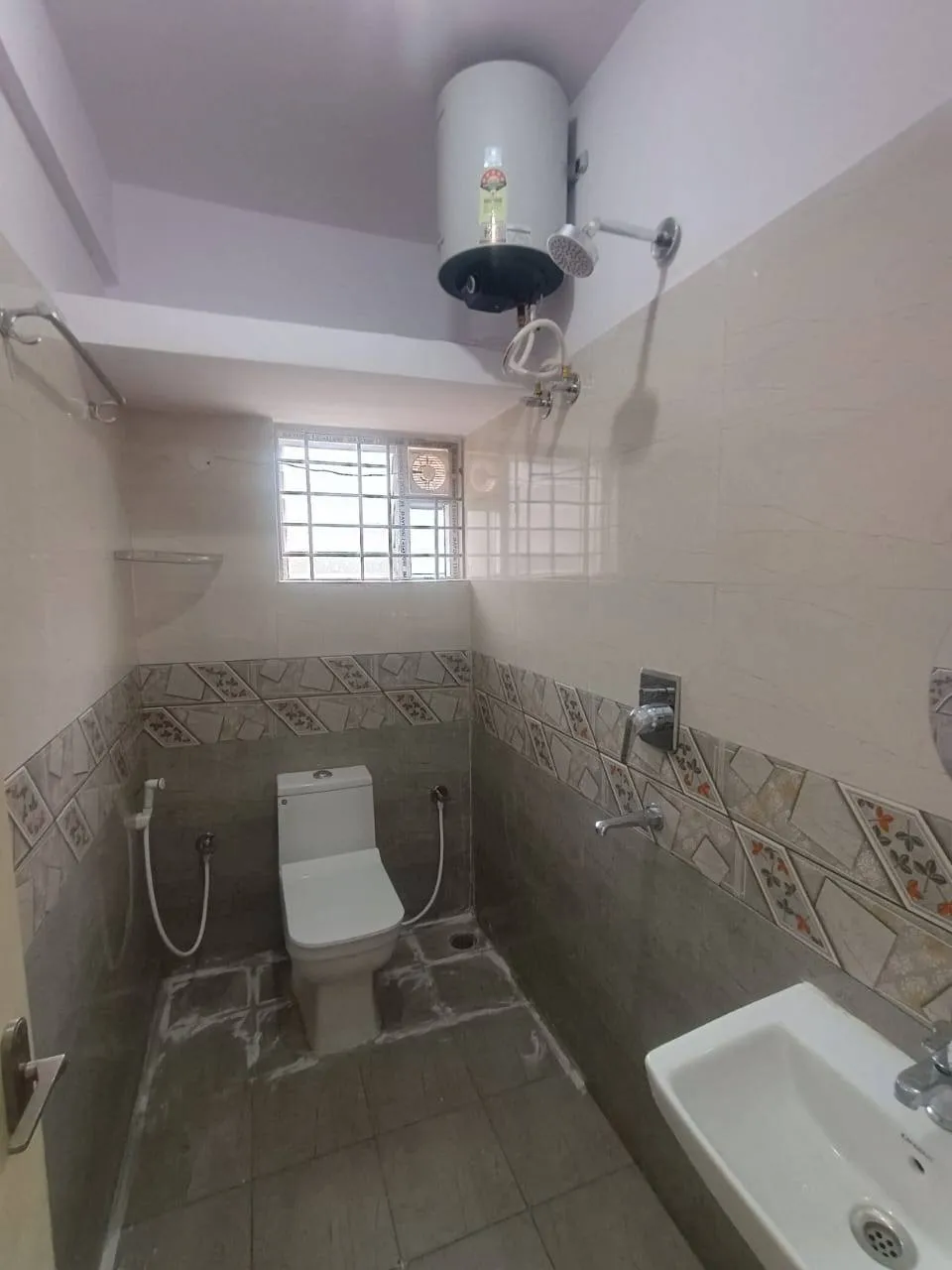 1 BHK for rent in Haralur Road - ₹18,000 per month